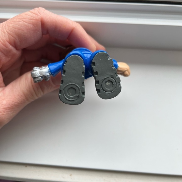 2004 Tech Deck Dudes X-Concepts Arnie Vote Vote 2.5" Figure Human Cyborg - Picture 3 of 4